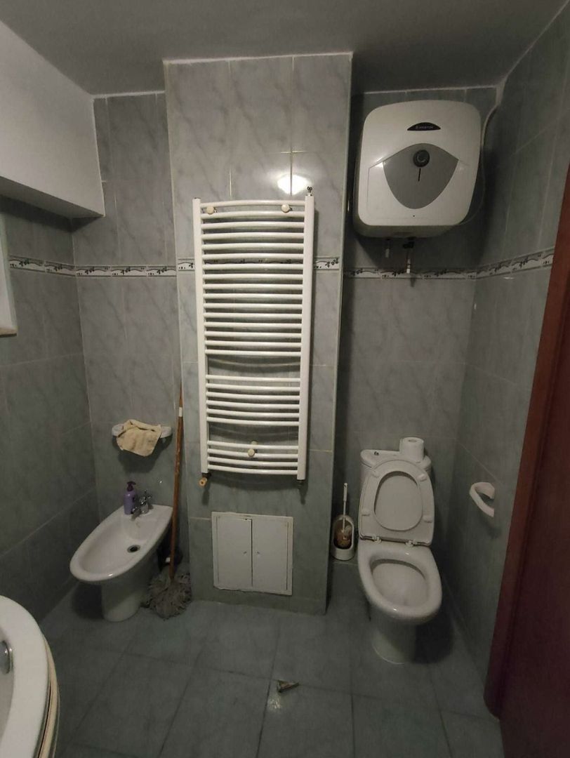 3 camere, zona Dacia, 93 mp, decomandat - Poză 1