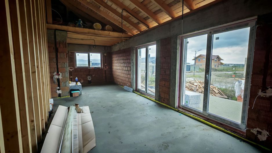 Casa la cheie in CRISTIAN pe Parter, zona de vile,250.000 euro - Poză 9