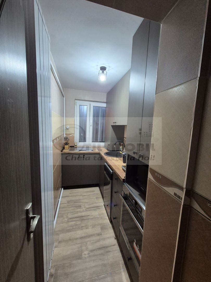 Apartament 2 camere, 80.000 Euro,Zona Alexandru cel bun - Poză 6