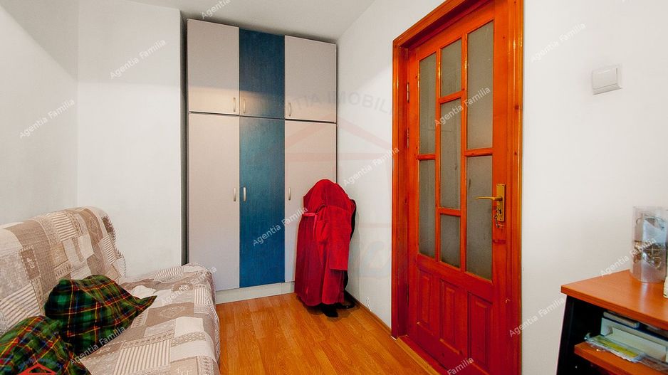 Vila cocheta, situata in centrul istoric al orasului - Poză 12