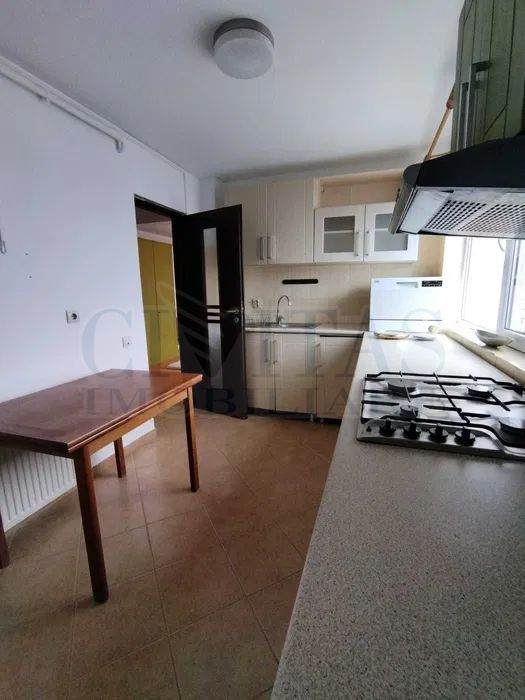 1 camera Baciu, 38 mp, cu balcon de 9 mp, zona Regal! - Poză 3