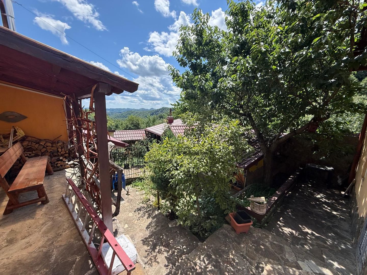 Vila S+P+1,+ garaj inchis + terasa si teren intravilan 6300 mp - Poză 35