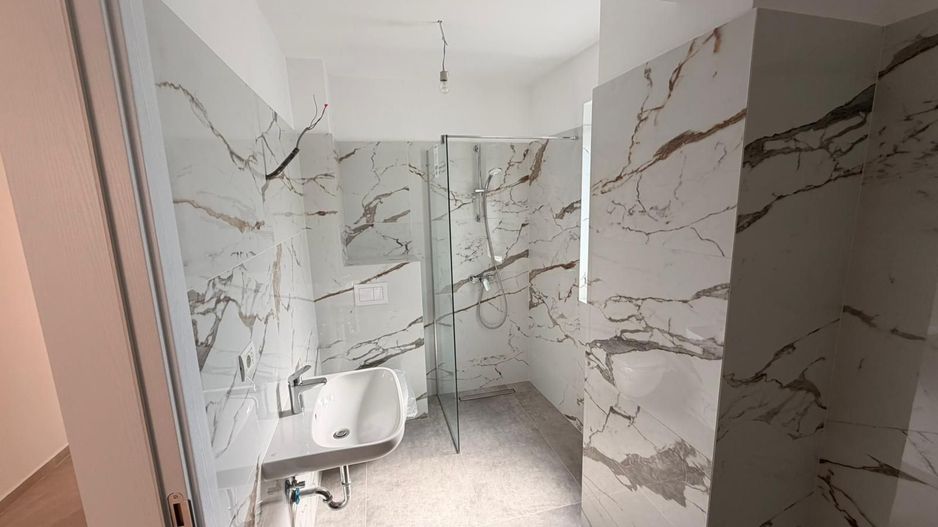 AP. 2 CAMERE, BLOC NOU - TERASA 32 MP, MUTARE IMEDIATA ,COMISION 0% - Poză 7