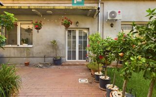 Apartament cu 3 camere la curte comună în Grădiște - Poză 22