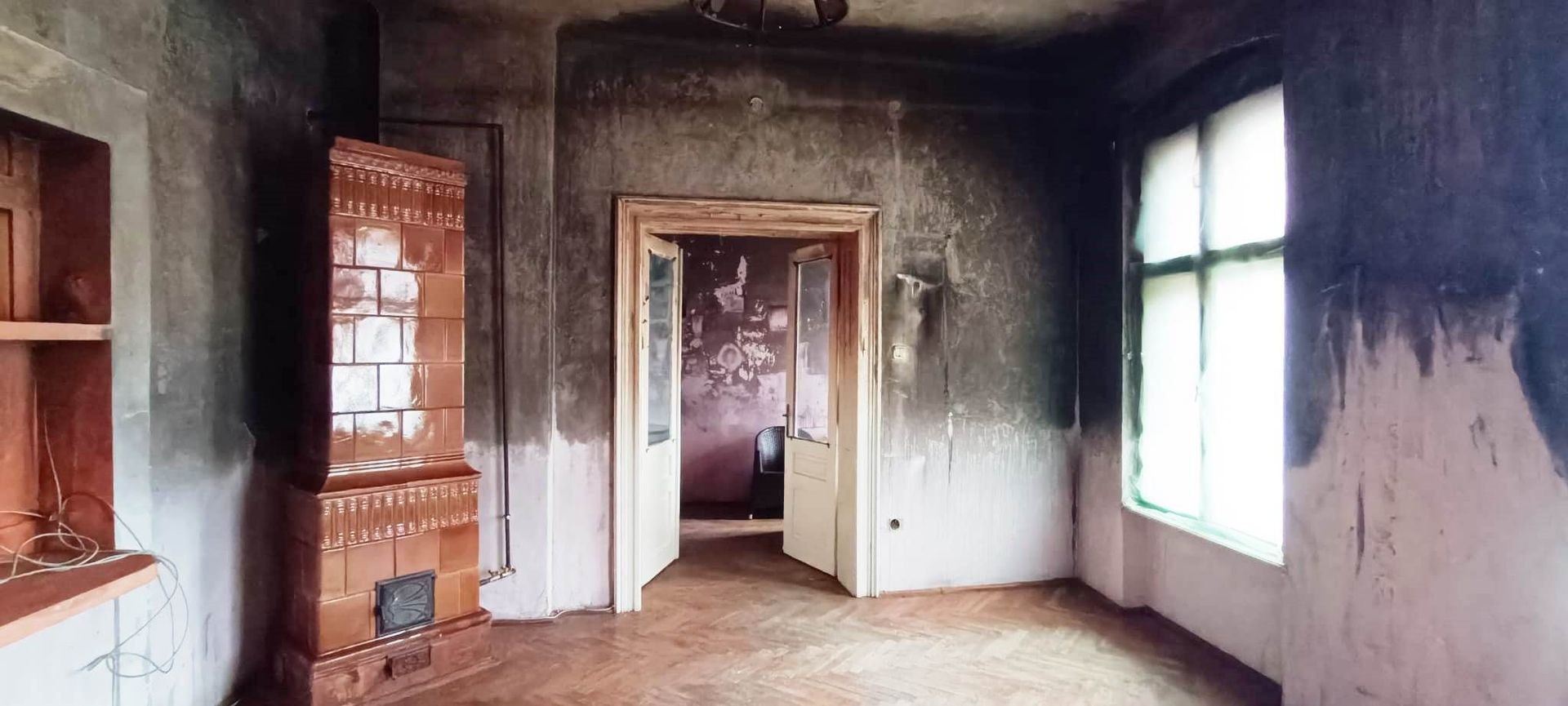 Apartament cu 4 camere si gradina in centrul orasului Brasov - Poză 18