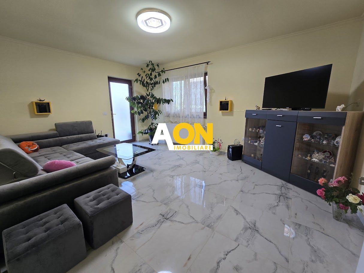 Casa 5 Camere Zona Schit, 520mp Teren, cu Garaj - Poză 9