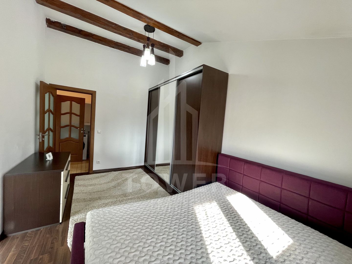 Apartament 3 camere deosebit, cu terasă spațioasă – zona Terezian - Poză 2