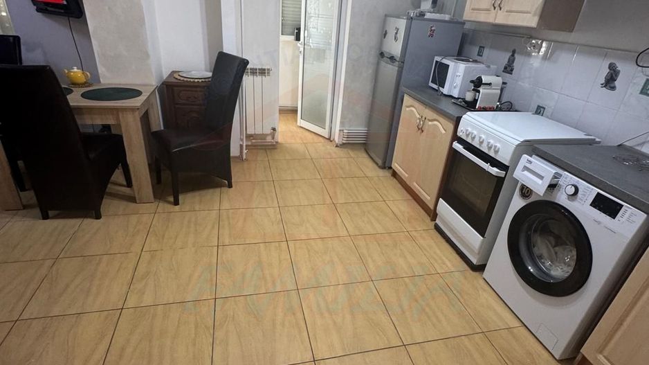 450 Euro/luna, Inchiriere apartament 45mp, o camera SPATIOASA, parter, - Poză 5