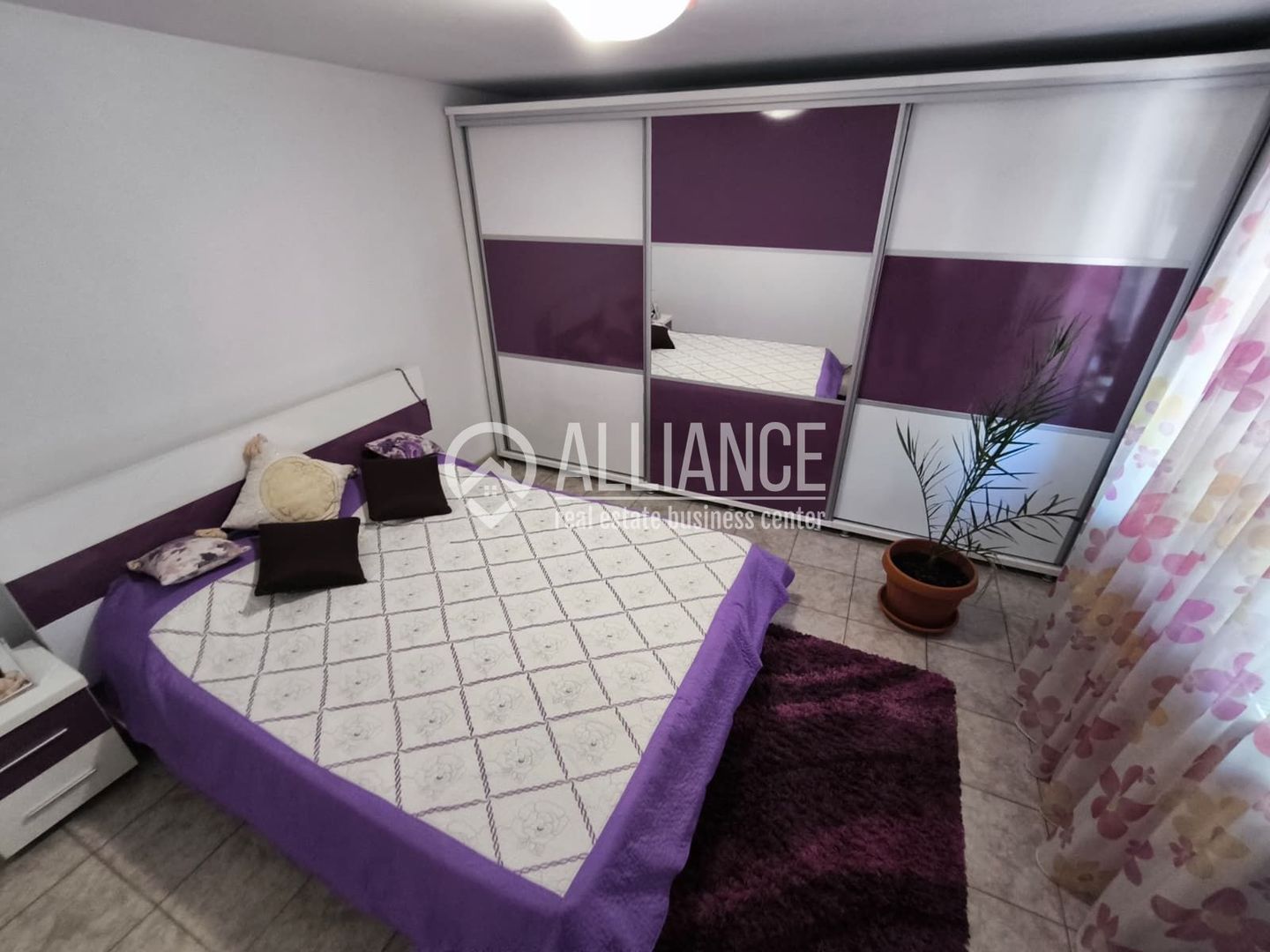 VIILE NOI - casa cu o curte generoasa disponibila imediat - Poză 8