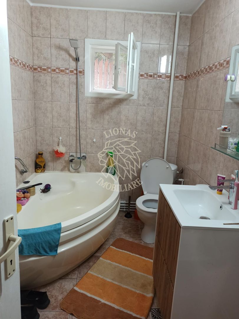 Casa 190 mp-teren 1860 mp-garaj-curte amenajata-Valea Sigmirului - Poză 5