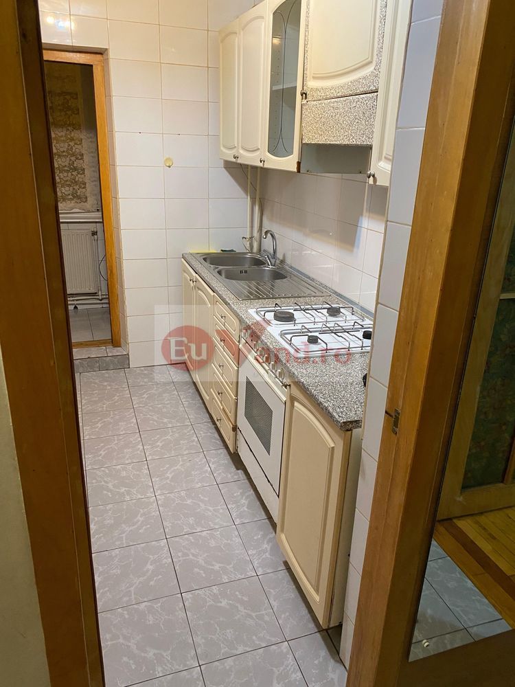 Apartament cu 2 camere, mobilat si utilat -  zona Mazepa 2 - Poză 4