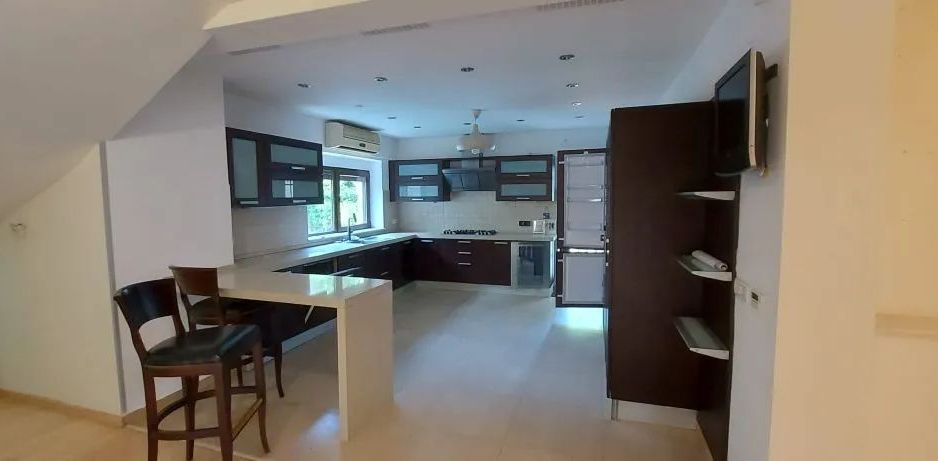 Vila de inchiriat | Corbeanca | 6 camereI pis - Poză 14