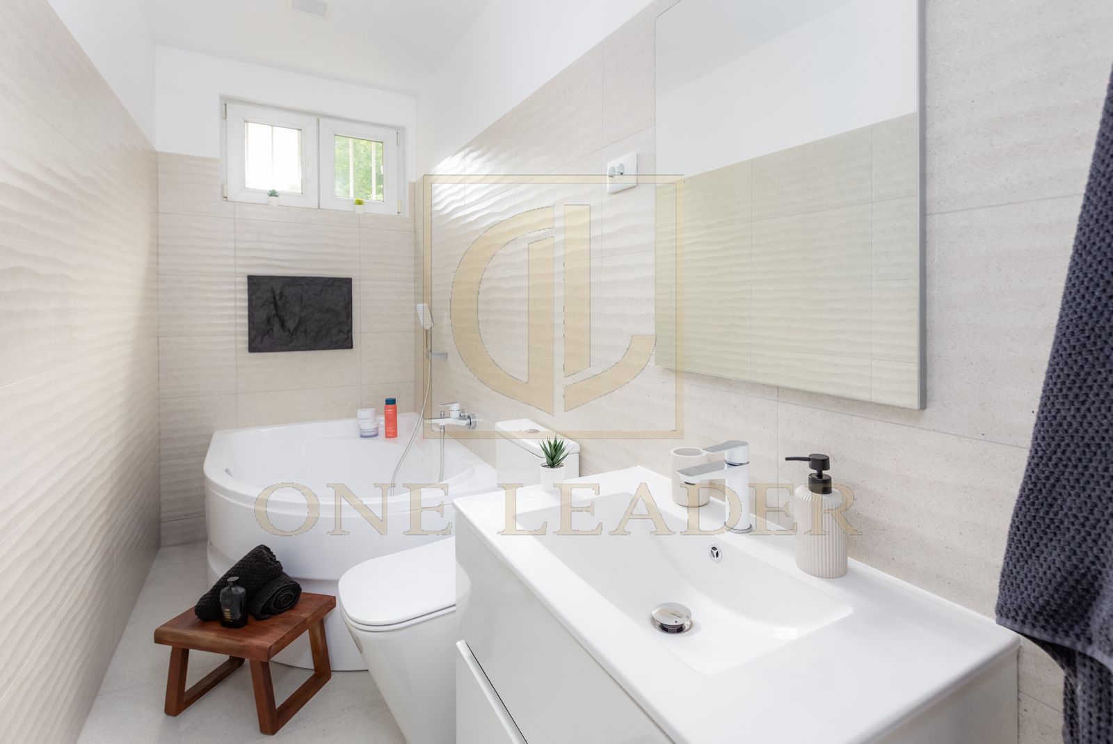 Apartament 2 -Strada Lungă | 75 mp - Terasă 12 mp - Parcare Privată - Poză 10