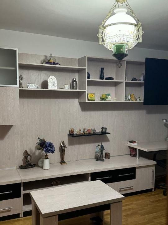 Apartament 2 camere, Trapezului, la 2 min. de metrou, piată, scoala, mobilat - Poză 2