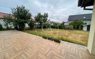 Casa de inchiriat cu 5 camere  in zona Nufaru, Oradea. - Poză 21