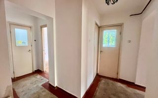Apartament 4 camere, decomandat/Etaj 4/4 ,Zona Nord - Poză 1