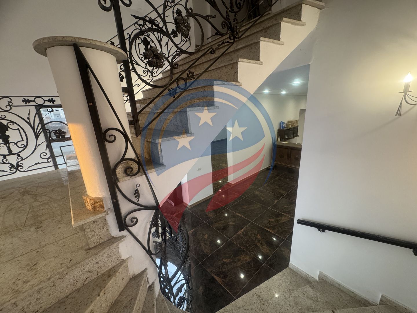 Spațiu de închiriat ultracentral – ideal pentru afacerea ta! - Poză 6