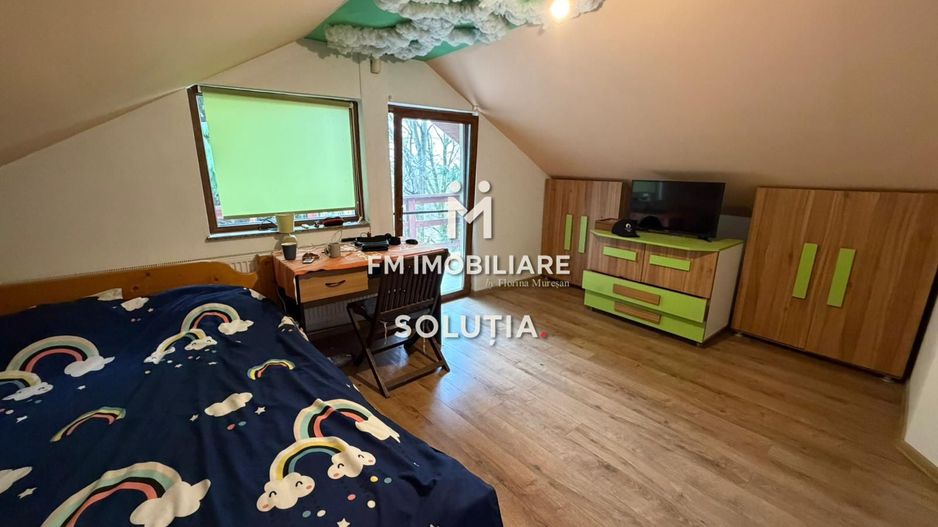 Casă de  vânzare cu vedere panoramică - Poză 16