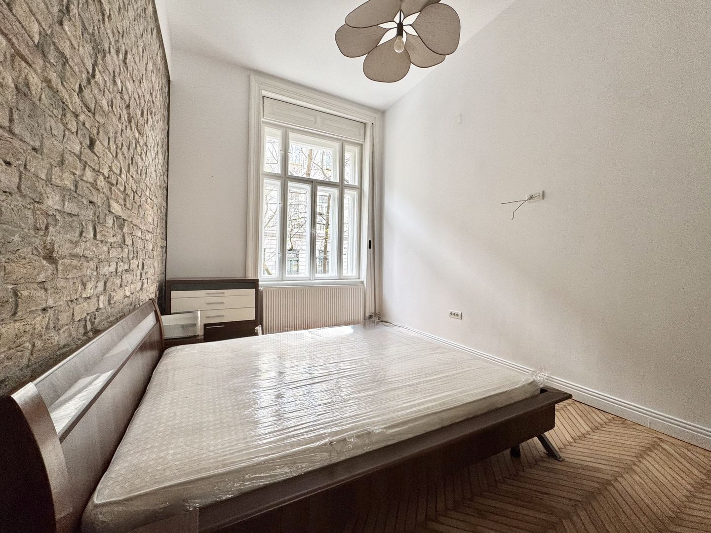 Apartament 2 camere, primitor si cochet, prima închiriere, Piața Maria - Poză 11