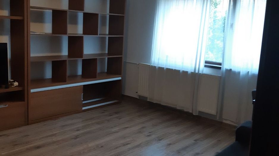 AP. 2 CAMERE - EROII REVOLUTIEI, MASINA SE SPALAT VASE, METROU - Poză 3