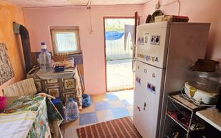 Casă 4 camere, 685 mp teren, renovată 2011 – Mănești, Zalhanaua - Poză 15