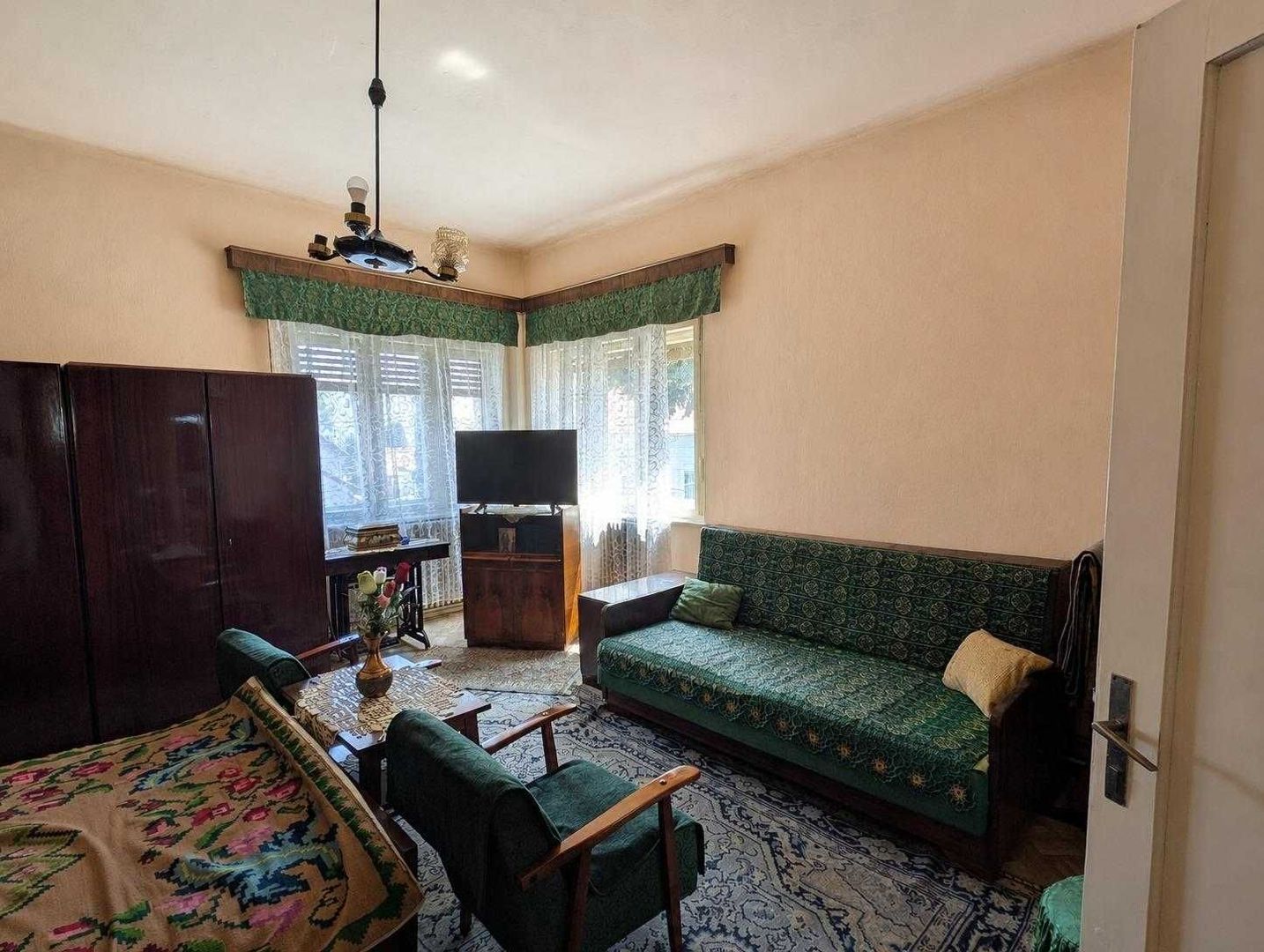 Apartament în casă, 3 camere | 132 mp utili | 3 pivnițe (68 mp) | Ultracentral – Alba Iulia - Poză 8