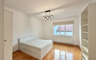 Comision 0. Inchiriere 3 camere decomandat, str Pitesti 20, Central - Poză 1
