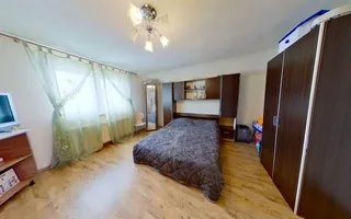 Proprietate pe 2 niveluri, curte individuala si garaj, cartier linistit, Rasnov. - Poză 39