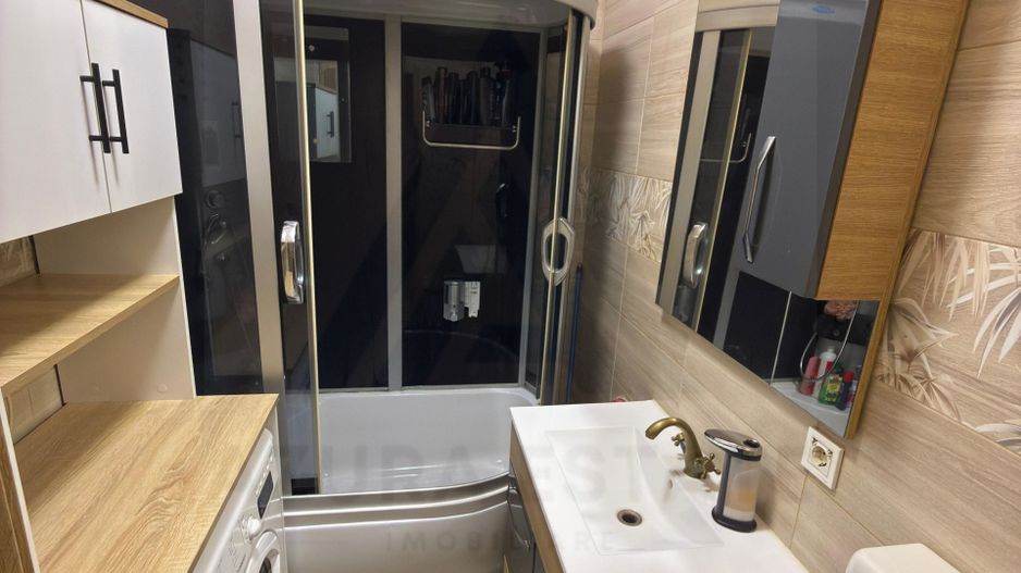 Apartament utilat 3 camere etaj 1 balcon 10 mp si parcare in Terezian - Poză 10