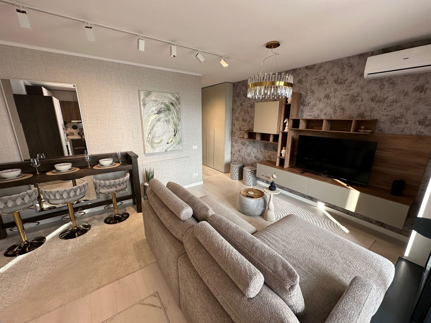 Luxury apartment for rent - Poză 1