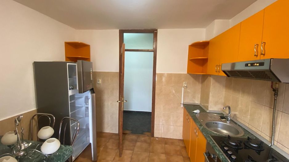 De închiriat Apartament cu trei camera  Lugoj - Poză 2