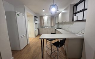 Vilă 4 camere | Vis-a-vis Porsche Nord | Pipera | Curte 200 mp | Garaj - Poză 4