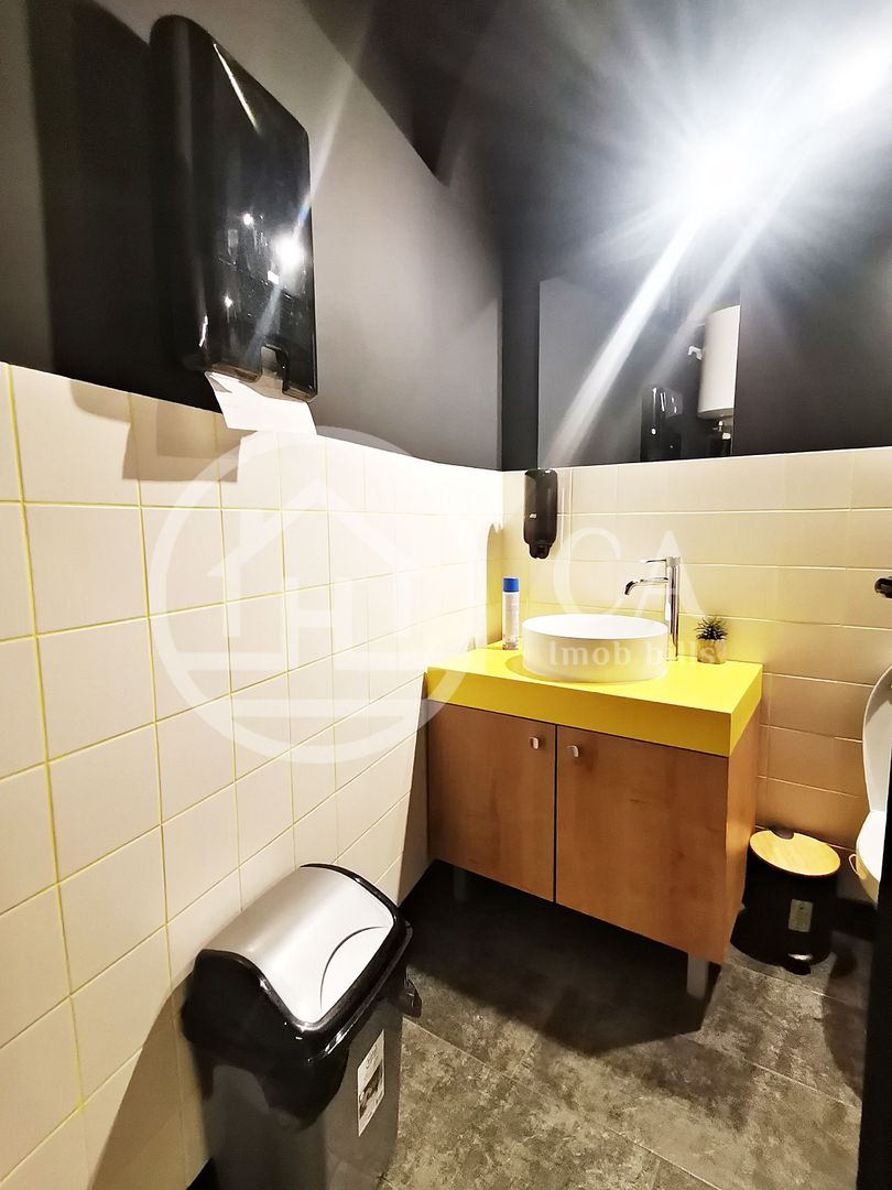 Spatiu comercial de inchiriat cu 3 camere Ultracentral, Oradea - Poză 4