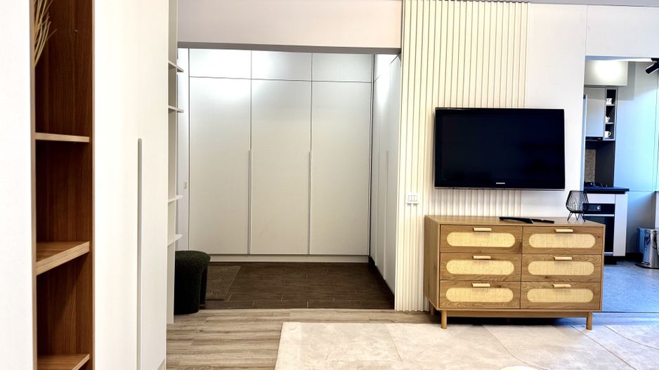 Apartament cu stil, eleganță și energie vibrantă, în Piața Victoriei - Poză 18