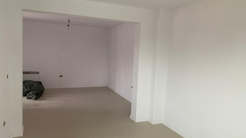 Spațiu comercial de închiriat | 80 mp | Cajvana - Poză 2