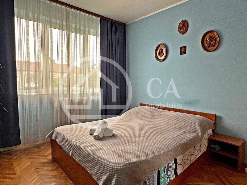 Apartament cu 3 camere de vanzare in zona Rogerius Oradea - Poză 1