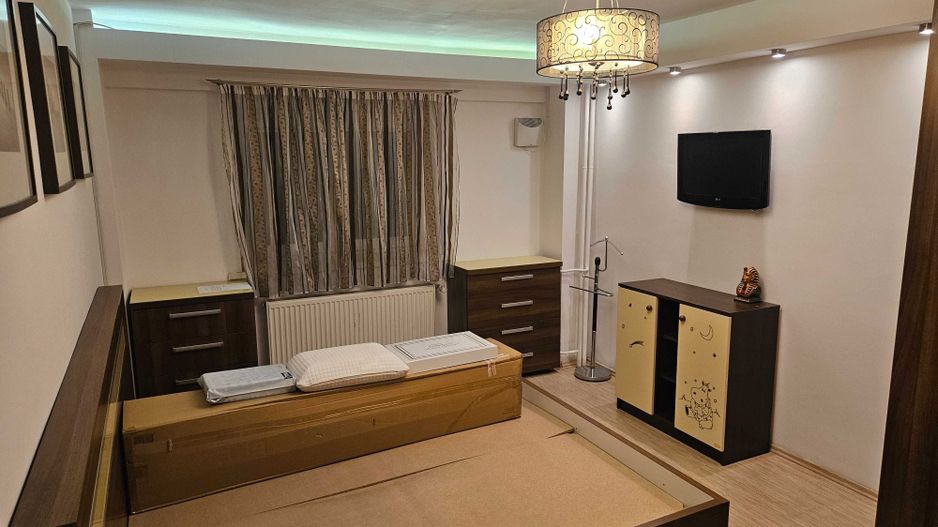 De Închiriat 3 Camere,, Calea Călărașilor, Piața Muncii, Petfriendly - Poză 5