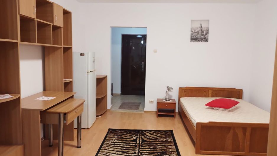 Garsoniera de inchiriat  Drumul Taberei - Poză 1