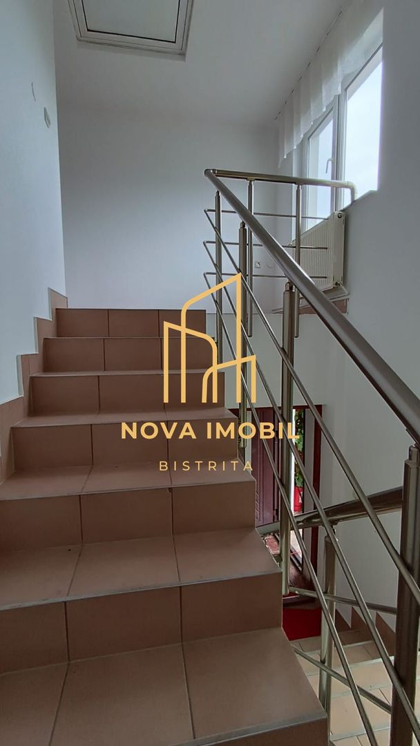 Casa cu spatiu comercial Chintelnic - Poză 12