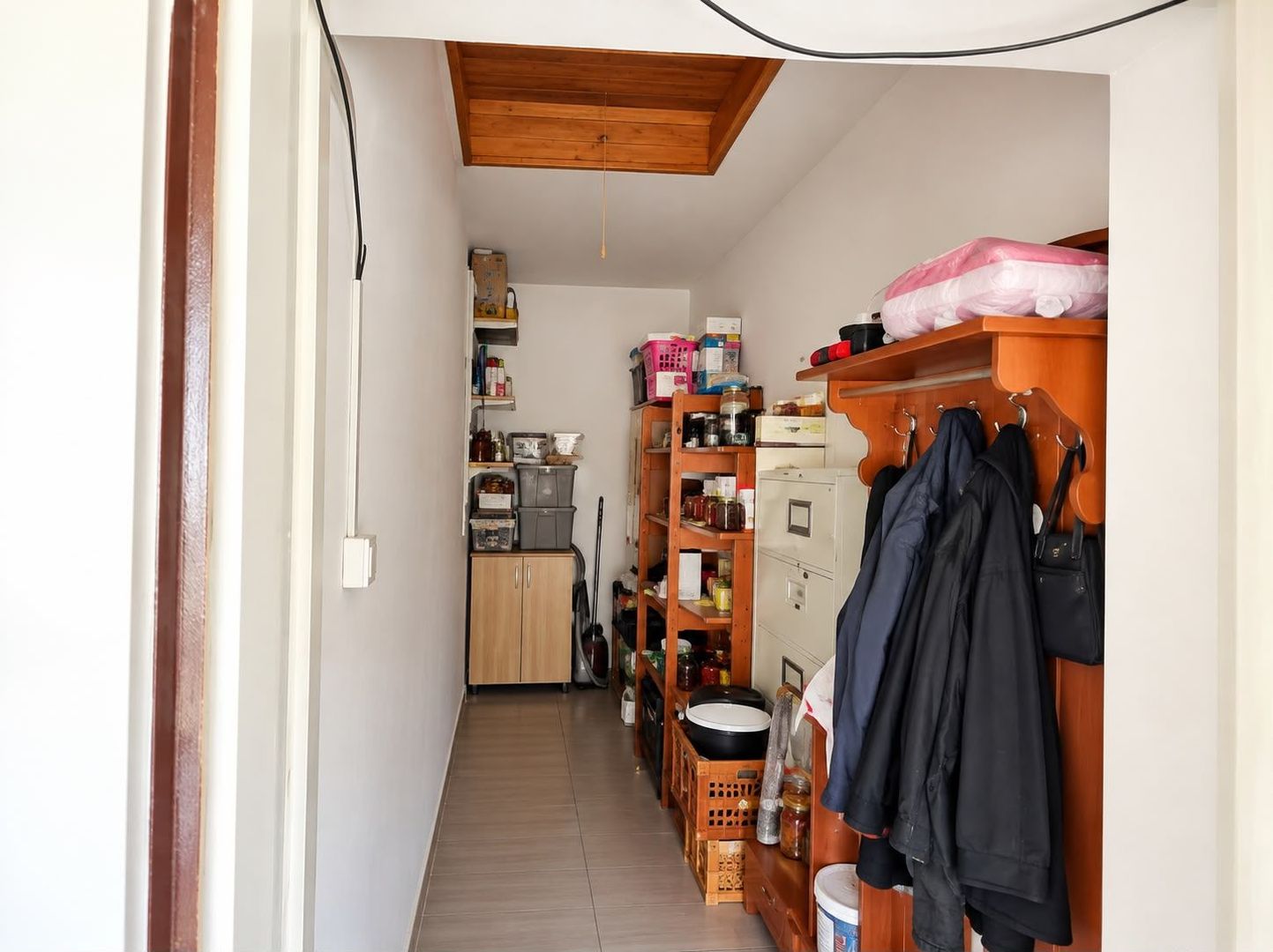 Casă cu 3 camere 85 mp în Freidorf + 2.877 mp teren - Poză 5