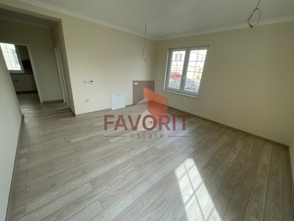 Gradina proprie 30 mp. Finisaje superioare. Pozitie excelenta. - Poză 2