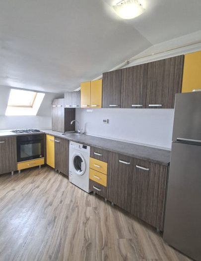 Apartament 3 camere Stefanesti - In Spate la Carrefour - Poză 3
