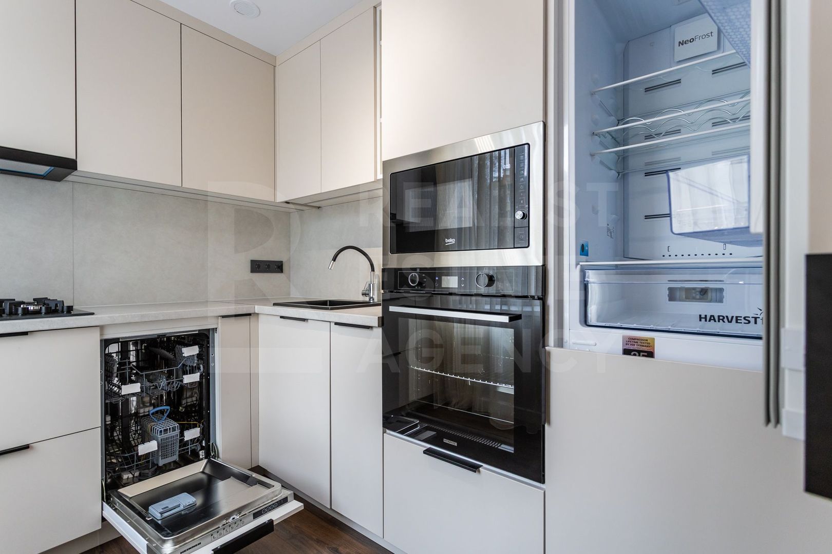 Vânzare, apartament, 2 camere + living, str. Academiei, Telecentru - Poză 7