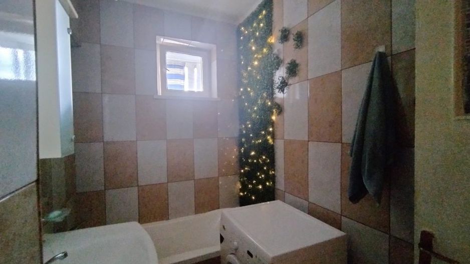 Vand apartament 2 camere - Poză 7