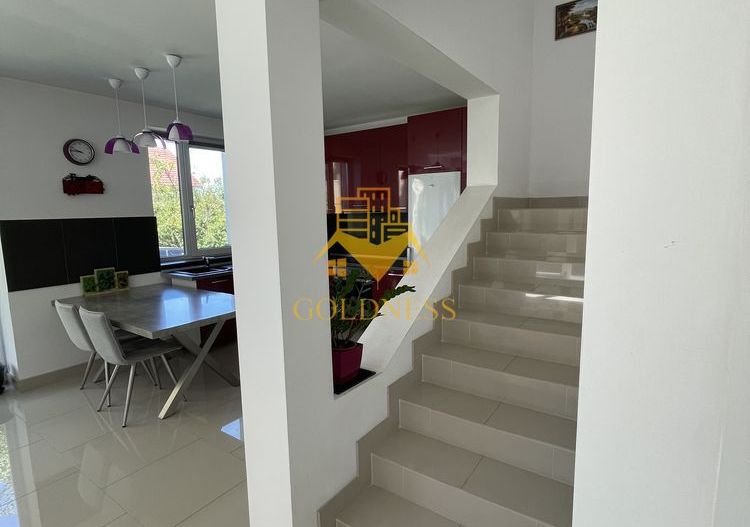 Duplex/Casa, Europa, Eugen Ionesco, Frunzișului, Observatorului, Garaj - Poză 3
