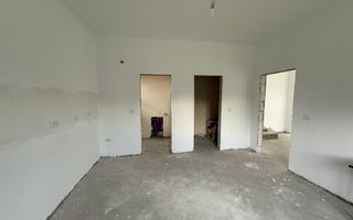 CASA CU 11 ARI TEREN - DRUM PRIVAT - LIVADA - Poză 6