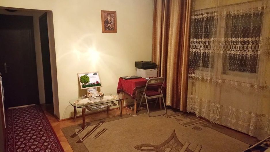 Vând apartament 3 camere - Poză 8