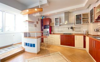 Apartament 4 camere de vanzare , etaj intermediar, parcare, Zorilor! - Poză 6