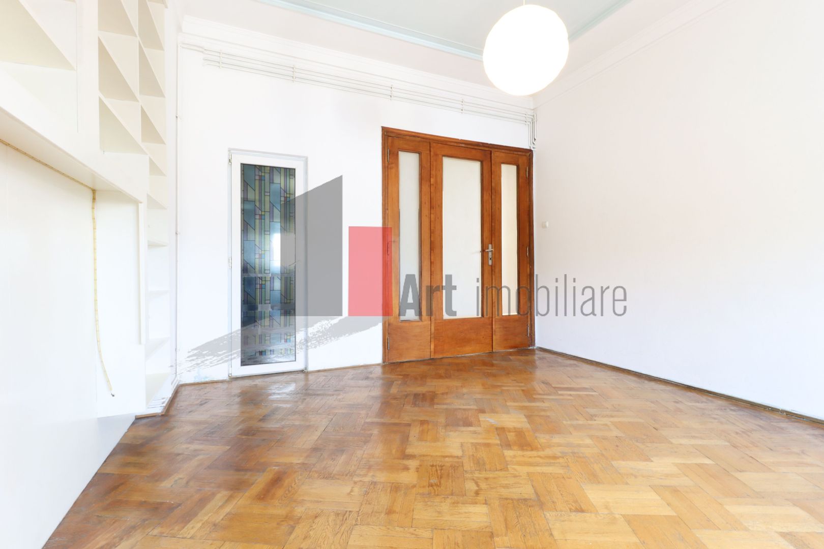 Apartamentul "DEKORA", bloc Art Deco, interior compartimentat de exceptie - Poză 23