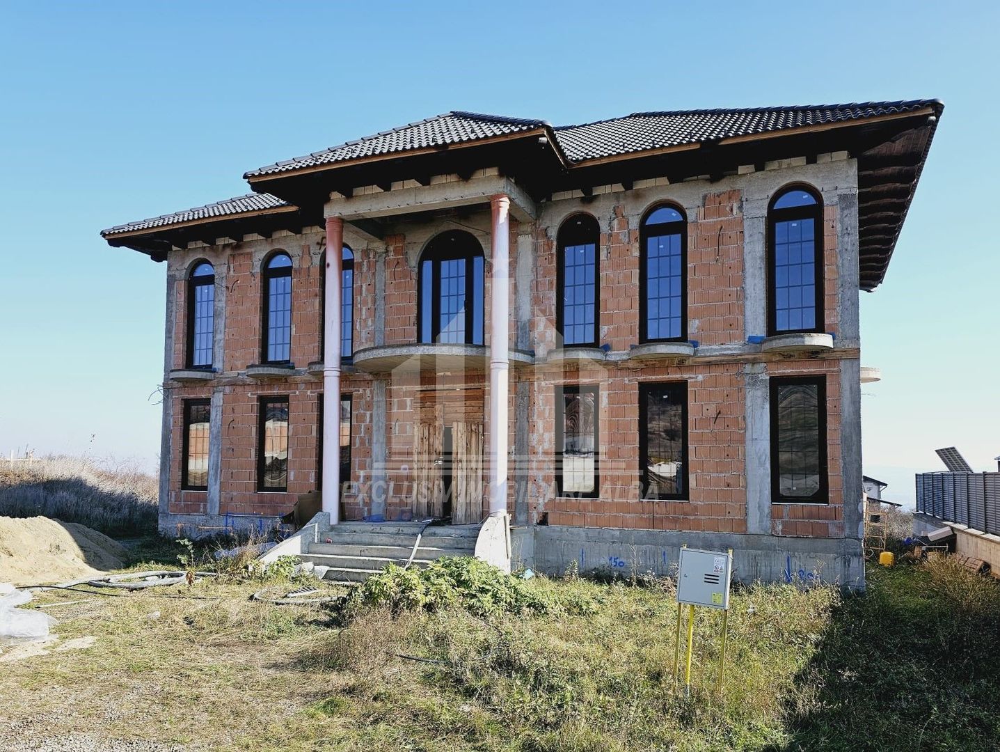 Casa individuala de vanzare, Podei - Poză 1